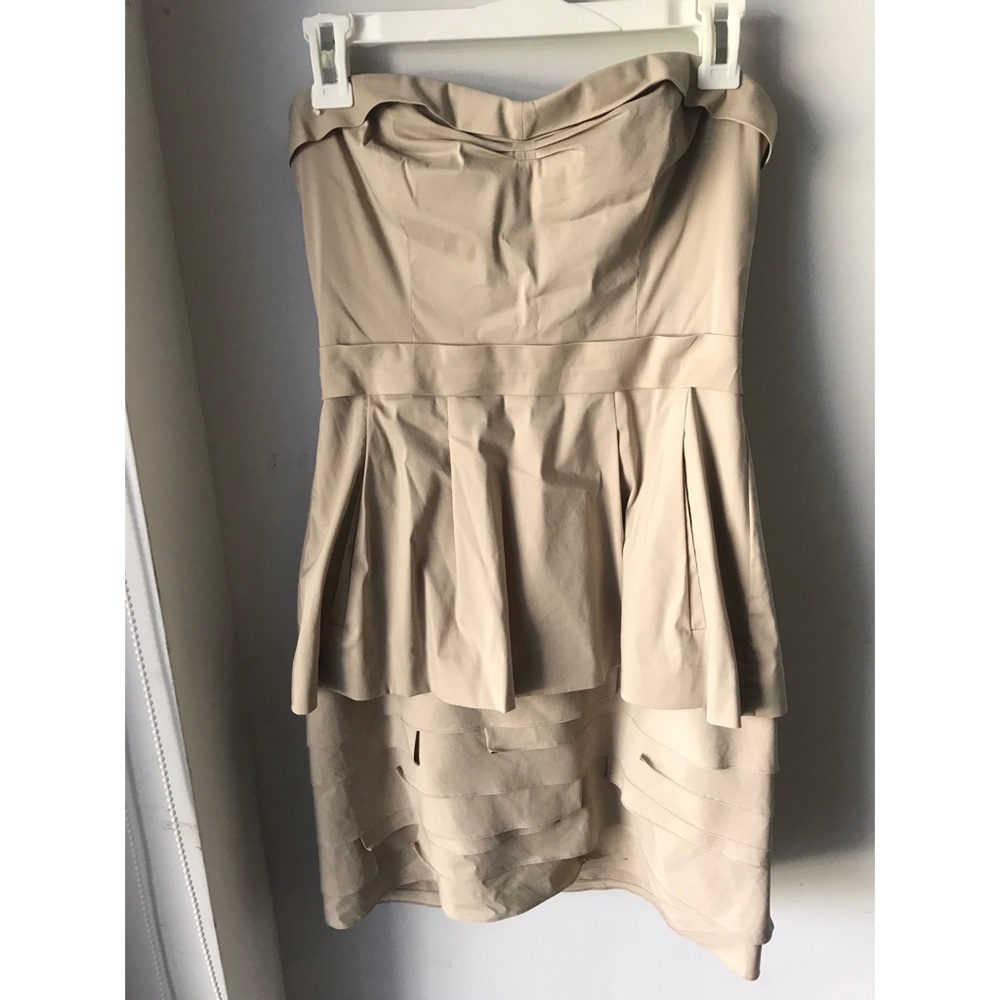 BCBG MAXAzria Size 8 Cocktail Nude Dress Strapless